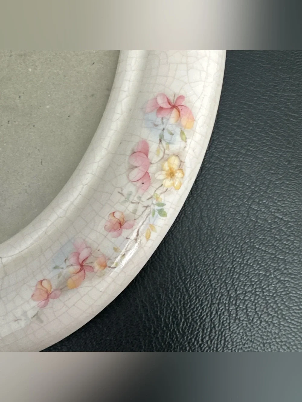 Terragraphics porcelain picture frame, Oval Pink Floral Photo Frame 5x7, 1980s